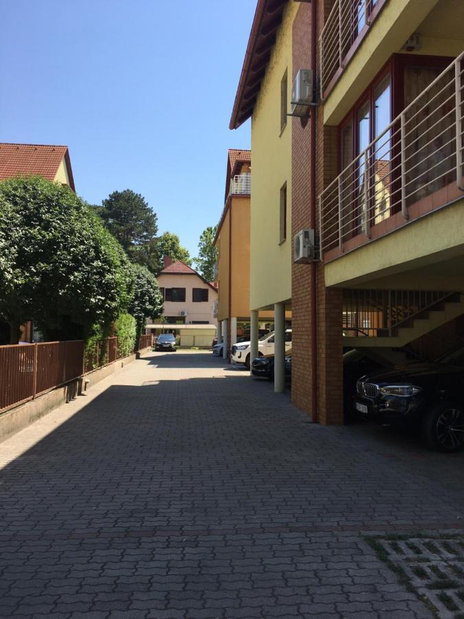 Siófoki Beach Apartman Exterior foto